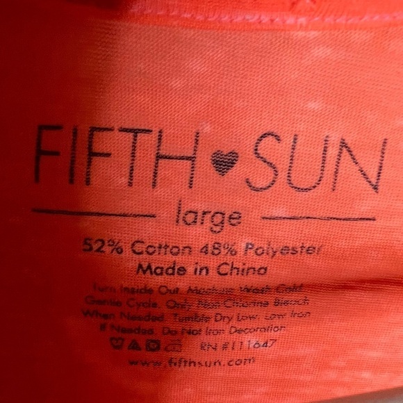 Fifth Sun Elephant Graphic Tee V-Neck Orange Size Large - Picture 4 of 4